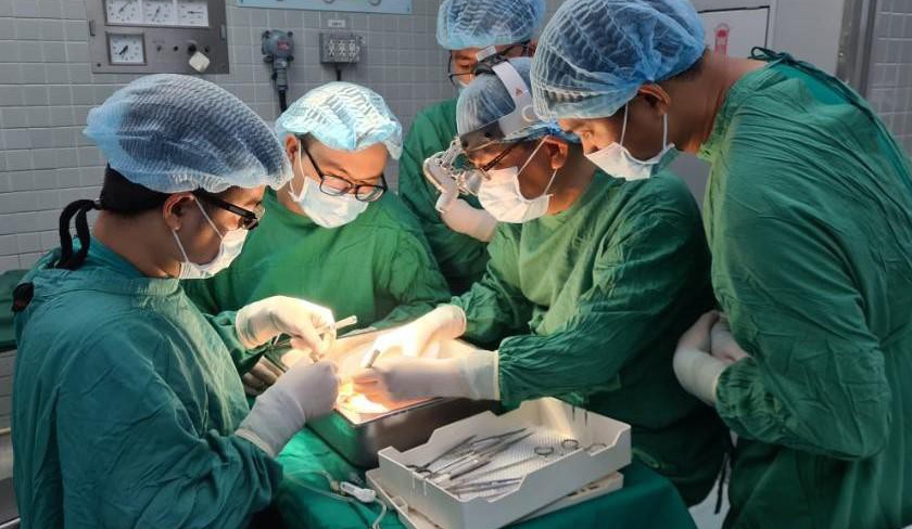 Vietnam first conducts kidney transplant across blood groups